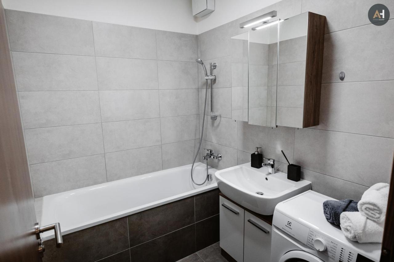 Appartement Ah Mlynska Basta II Free Parking à Košice Extérieur photo