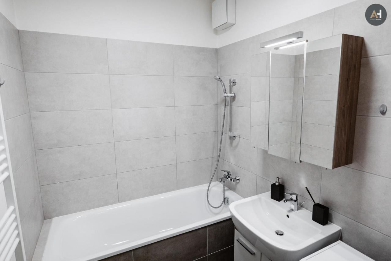 Appartement Ah Mlynska Basta II Free Parking à Košice Extérieur photo